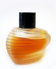 Parfum peau montana gebraucht kaufen  Wendlingen am Neckar