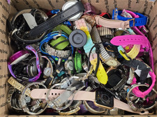 Lote de 13,5 libras de reloj pulsera surtido y piezas - piezas de reparación de relojero segunda mano  Embacar hacia Mexico