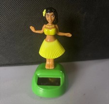 Solar hula tänzerin gebraucht kaufen  Calden