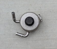 Usado, Refrigerador de óleo do motor/trocador de calor fabricante de equipamento original – Triumph Daytona 675 (2006–2012) comprar usado  Enviando para Brazil
