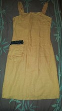 Robe jaune moutarde d'occasion  Saint-André-de-Sangonis