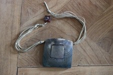 Ancien collier nacre d'occasion  Neuville-aux-Bois