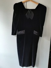 Robe soirée décolletée d'occasion  Saint-Fargeau-Ponthierry