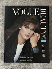 1987 Vogue Beauty and Health Encyclopedia Hard Cover Book by Christina Probert segunda mano  Embacar hacia Mexico