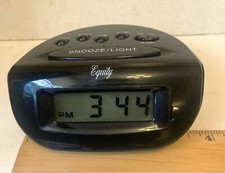 Mini despertador Equity 31003 LCD soneca preto um AA operado por bateria 3,5" W comprar usado  Enviando para Brazil