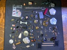 Lote de cajones de chatarra cosas aleatorias artículos vintage y modernos. Metales desconocidos 70 artículos segunda mano  Embacar hacia Mexico
