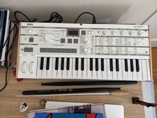 Korg microkorg synthesizer for sale  Brighton