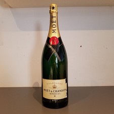 Moet chandon champagne for sale  READING