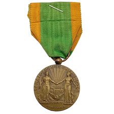 4.13 médaille civile d'occasion 4.13 médaille civile d'occasion  Saint-Jean-en-Royans