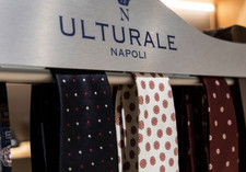 Cravatta ulturale napoli usato  Torrita Tiberina