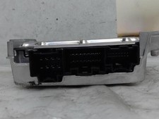 Amplificador audio mazda d'occasion  Sainte-Livrade-sur-Lot