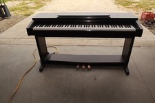 Used yamaha clavinova d'occasion  Expédié en Belgium