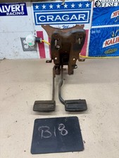 1966 66 1965 65 GALAXIE GALAXY LTD CONJUNTO DE PEDAL DE EMBREAGEM DE FREIO MANUAL TRANS FABRICANTE DE EQUIPAMENTO ORIGINAL, usado comprar usado  Enviando para Brazil