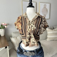 Blusa Stilo Noir floral mista botão + ̊⊹ ᰔ comprar usado Blusa Stilo Noir floral mista botão + ̊⊹ ᰔ comprar usado  Enviando para Brazil