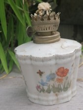 Lampe pétrole porcelaine d'occasion  Vienne