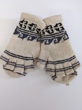 Knit woolen gloves for sale  Ostrander
