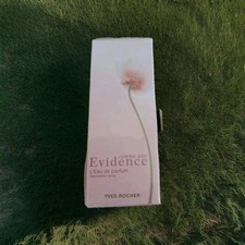 Yves Rocher comme une evidence vapo 100ml, używany na sprzedaż  Wysyłka do Poland
