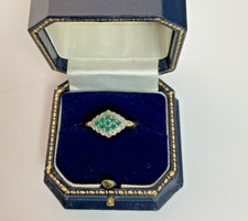 9ct gold emerald for sale  MILTON KEYNES