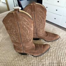 Usado, Botas de cowboy RUDEL camurça marrom ocidental Texas estilo catalão México 29 1/2, EUA 11 comprar usado Usado, Botas de cowboy RUDEL camurça marrom ocidental Texas estilo catalão México 29 1/2, EUA 11 comprar usado  Enviando para Brazil