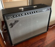 Fender frontman 212r usato  Marostica