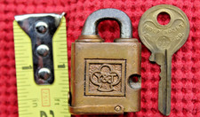 Mini cadeado e chave de latão fundido Y&T Yale & Towne trava pequena Stamford Connecticut comprar usado Mini cadeado e chave de latão fundido Y&T Yale & Towne trava pequena Stamford Connecticut comprar usado  Enviando para Brazil