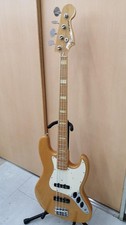Fender japan jazz d'occasion  Expédié en Belgium