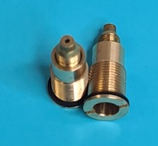 Filler inlet valves usato  Spedire a Italy