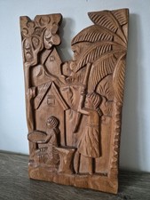 Planche bois sculpté d'occasion  Saint-Jean-de-Liversay