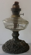 Antica lampada petrolio usato  Este