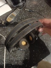Sennheiser momentum 2.0 for sale  CHESHAM