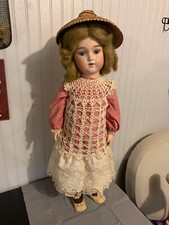 Antique bisque doll d'occasion  Expédié en Belgium
