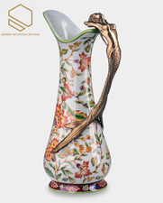 Jarro de porcelana branca com sereia de bronze e flores comprar usado Jarro de porcelana branca com sereia de bronze e flores comprar usado  Enviando para Brazil