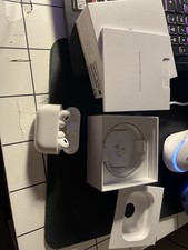 Airpod pro 2nd d'occasion  Chilly-Mazarin
