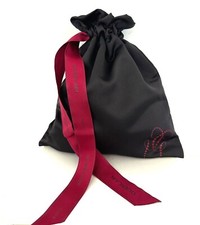 Magnifique pochette lingerie d'occasion  Gouvieux