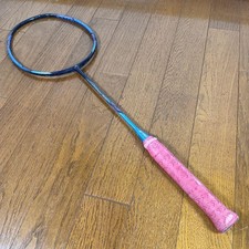 Raquette badminton yonex d'occasion  Expédié en France