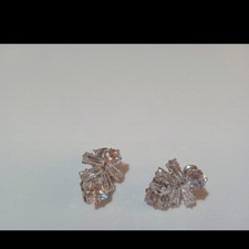 Orecchini colore argento usato  Barletta