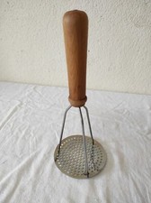 Ancien presse pomme d'occasion  Chambon-sur-Voueize
