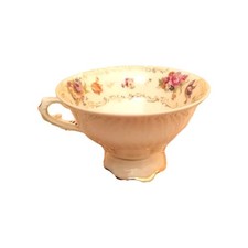 Superbe tasse porcelaine d'occasion  Le Mans