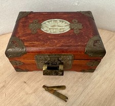 Wooden jewelry box d'occasion  Expédié en Belgium