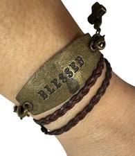 pulseira couro crucifixo comprar usado pulseira couro crucifixo comprar usado Enviando para Brazil