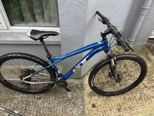 Avalanche men mountain for sale  HOVE