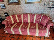 Elegante divano posti usato  Vallecrosia