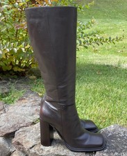 Bota Feminina Diba Chocolate Marrom Biqueira Quadrada Salto Grosso Joelho Alto Tamanho 8.5 M Couro comprar usado Bota Feminina Diba Chocolate Marrom Biqueira Quadrada Salto Grosso Joelho Alto Tamanho 8.5 M Couro comprar usado  Enviando para Brazil