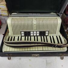Acordeão vintage Hohner Verdi 3M 120 baixo para piano com alças de transporte e estojo rígido comprar usado  Enviando para Brazil