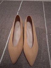 Mustard shoes faux for sale  SOUTHEND-ON-SEA