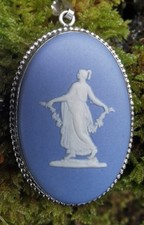 Vintage wedgwood pendant gebraucht kaufen  Brensbach