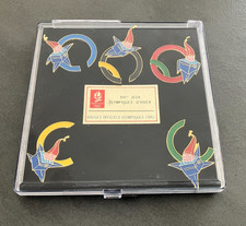 Coffret pins puzzle d'occasion  Aizenay