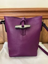 Bolsa tiracolo Longchamp XS Roseau bolsa balde couro essencial roxo violeta comprar usado  Enviando para Brazil