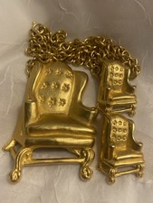Conjunto de brincos vintage de ouro com pingente de poltrona colar anos 80 joias estatueta, usado comprar usado  Enviando para Brazil