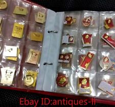 120 peças emblemas de insígnia vermelha do presidente Mao coleção de álbuns 毛主席像纪念章 comprar usado  Enviando para Brazil